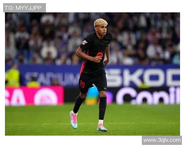 小布足球球星成长之路：从青训系统到世界顶级球员的传奇历程