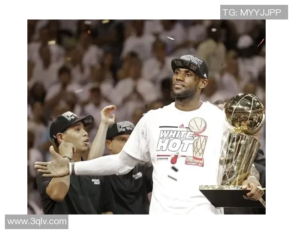 詹姆斯与哪位足球巨星同龄探讨他们的体育生涯和跨界成就