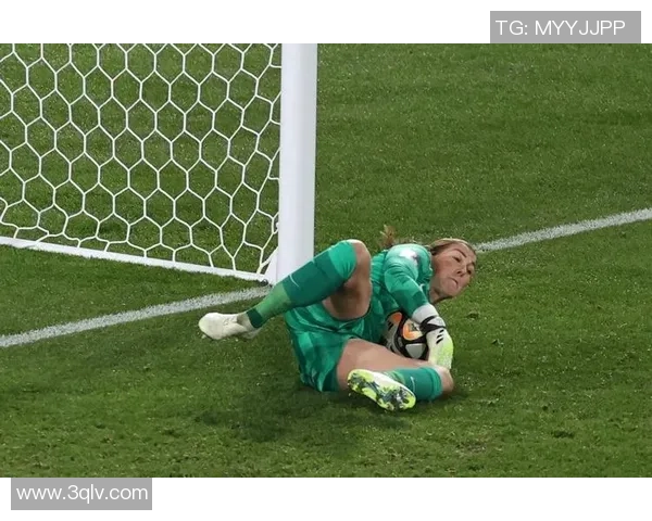 足球场上的美丽风采：盘点全球最具魅力的女足明星球员